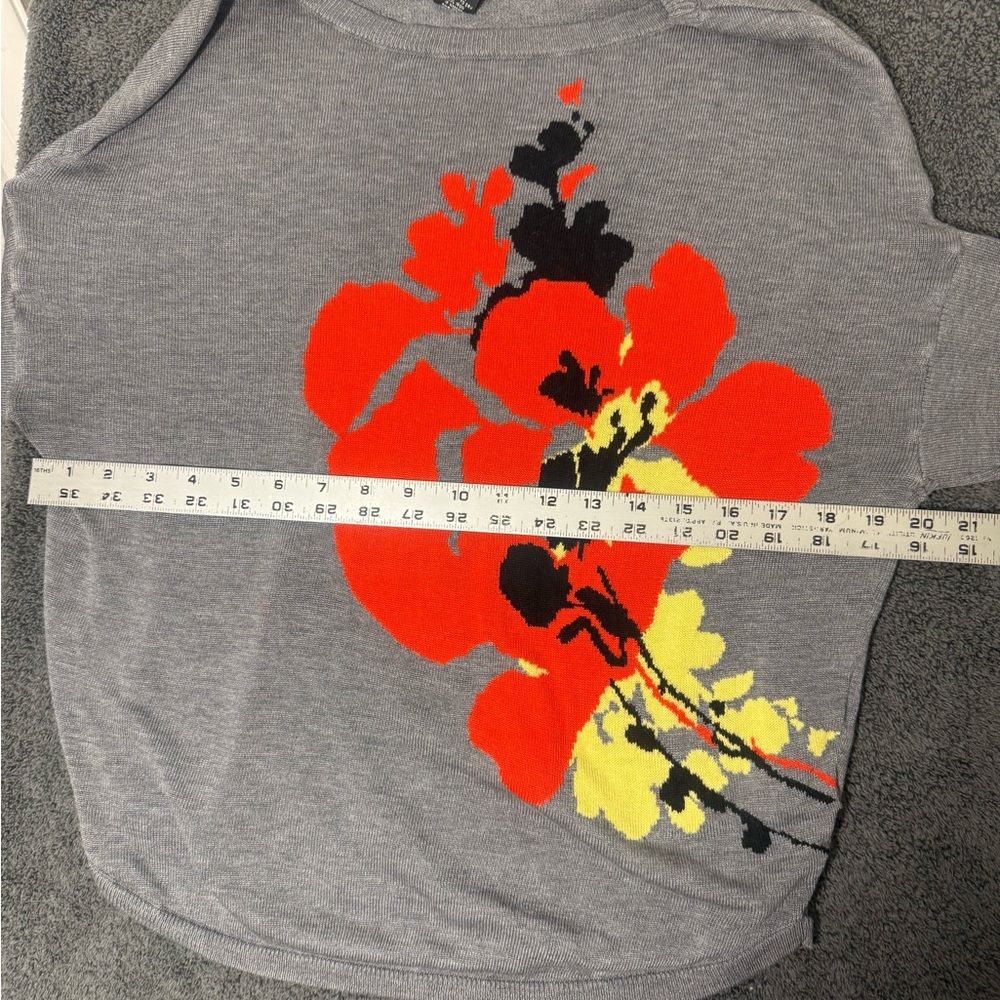New York & Co Gray Sweater with Red Floral Design- M - Picture 3 of 5